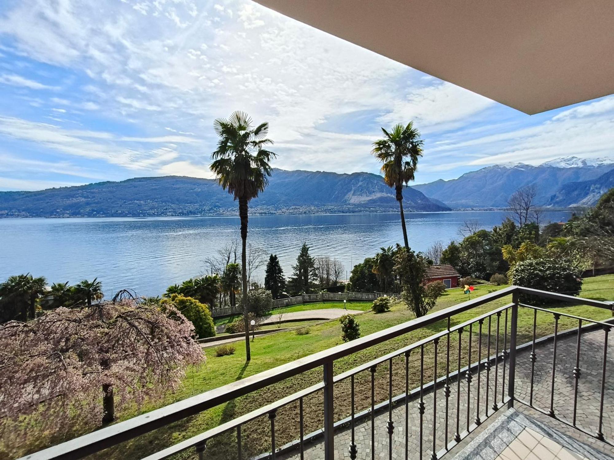 Villetta Primavera Verbania Buitenkant foto